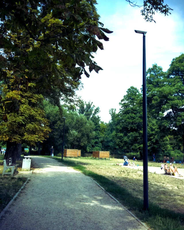 Slupy Kompozytowe Oświetlenie Parkowe Stawy Stefańskiego Łódź